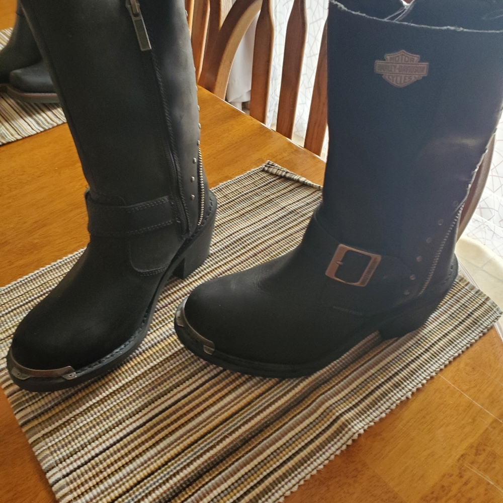 Ladies size 7 Harley Davidson boots